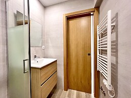Vilamoura Design 2 by Homing