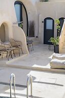 Anaktos Cave Houses