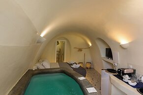 Anaktos Cave Houses