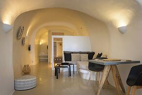 Anaktos Cave Houses