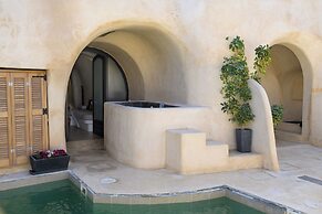 Anaktos Cave Houses