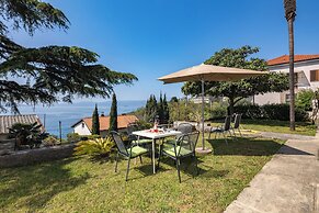 The Wave - Apt With Seaview and Garden