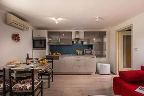 The Wave - Apt With Seaview and Garden