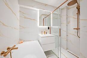 Luxury Sea View Apartment
