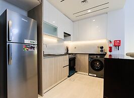 Stylish Stu in Medore Modern Amenities