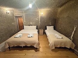 Ekoton Cave Hotel
