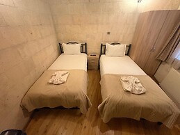 Ekoton Cave Hotel
