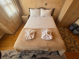 Ekoton Cave Hotel