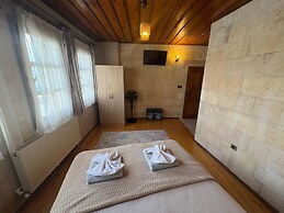 Ekoton Cave Hotel