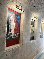 Ekoton Cave Hotel
