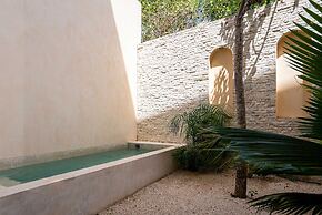 Stylish Tulum Retreat With Private Pool & Terrace