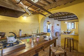 Checello 12 in Cagli
