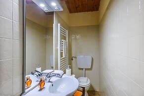Casale Partemio 8 Marche Holiday Villas