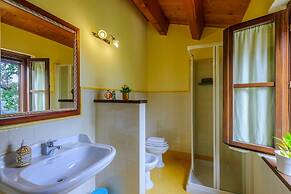 Casale Partemio 8 Marche Holiday Villas