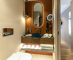Emilion Hotel