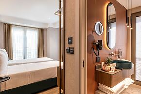 Emilion Hotel