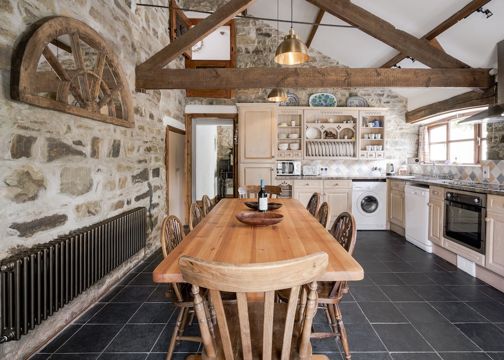 Coach House