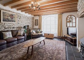 Coach House
