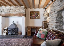 Coach House