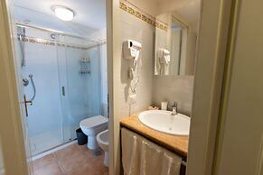 Rosam Via Veneto 15 min Walk From Spanish Steps