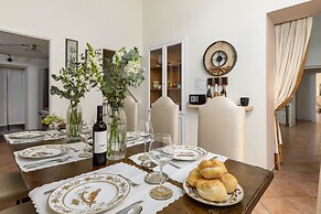 Rosam Via Veneto 15 min Walk From Spanish Steps