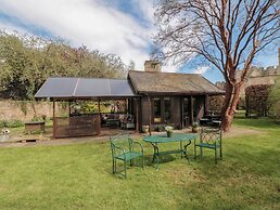Snape Castle Garden Lodge