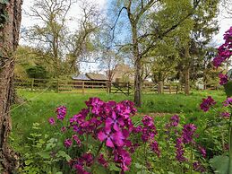 Snape Castle Garden Lodge