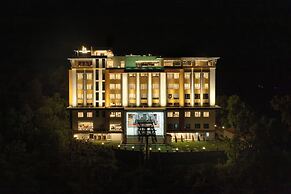 ila Resort Maulakali