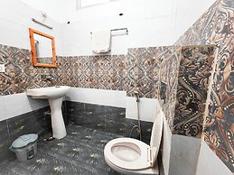 Singh Saab Rooms & Cafe
