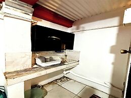 Simple, Affordable Unit Near Burnham Park & Session Road