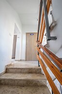 Lazy Roo Hostel Saranda