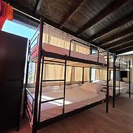 Lazy Roo Hostel Saranda