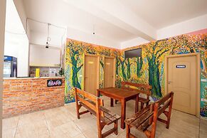 Lazy Roo Hostel Saranda
