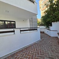 Lazy Roo Hostel Saranda