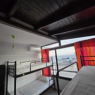 Lazy Roo Hostel Saranda