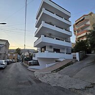 Lazy Roo Hostel Saranda