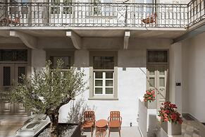 Alma Syros
