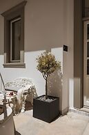 Alma Syros