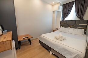 Highway 34 Hotel