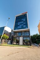 Highway 34 Hotel