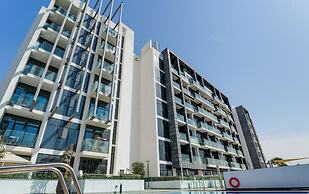 Amazing Studio in Azizi Riviera 9