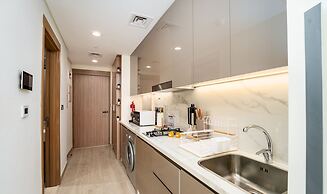 Amazing Studio in Azizi Riviera 9