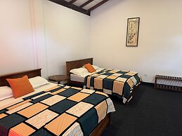 Thomasz Lodge