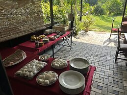 Thomasz Lodge