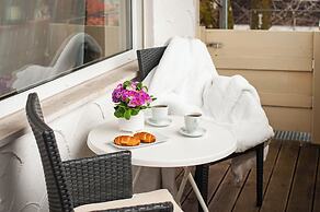 LuCA HOTEL