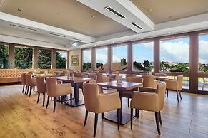 LuCA HOTEL