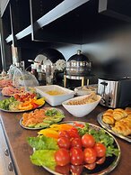 LuCA HOTEL