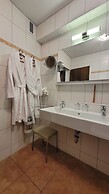 LuCA HOTEL