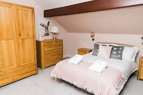 Denecrest Guest House