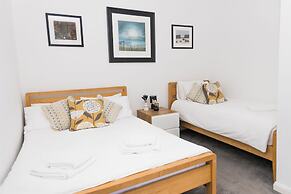 Denecrest Guest House